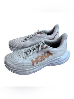 Hoka Women's Light Beige Knit Running Shoes with Rose Gold Logo